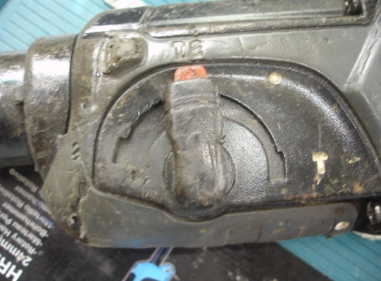 ขายสว่านโรตารี่ 3 ระบบ Makita รุ่น HR 2470 F (780w.)