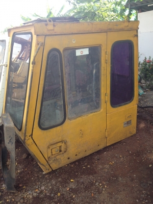 ขายหัวเก๋ง KOMATSU PC200-2ครับ