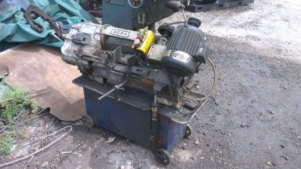 Sell> ขายเลื่อยสายพาน Band Saw 150x180mm ไม่มีตำหนิ แต่สีสันไม่ค่อยสวย พร้อมใช้งาน แบงค์ นครปฐมครับ