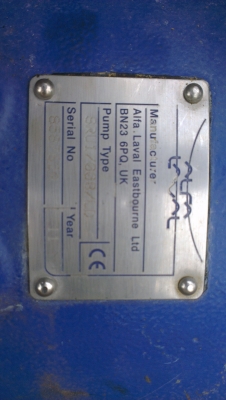 Sell> ขายปั้มน้ำ ใช้มอเตอร์เกียร์ ปั้มของอังกฤษ ฐานเป็นอลูมิเนียม เครื่องยังสวยอยู่เลยครับ