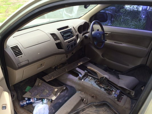 หัวเก๋งวีโก้ แคป สีบรอนซ์ ปี2006 พร้อมคอลโซล ภายในไฟฟ้า