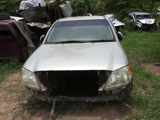 หัวเก๋งวีโก้ แคป สีบรอนซ์ ปี2006 พร้อมคอลโซล ภายในไฟฟ้า