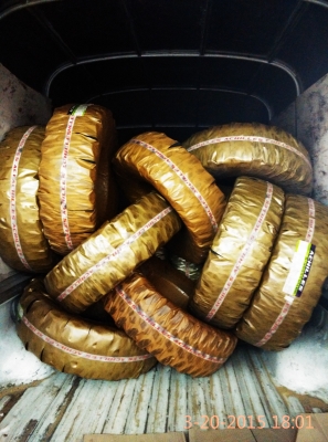 ขายยาง mud  achiless 33x12.5x15 ยางใหม่ ปี 13  ถูกกว่ายางมือสอง  เหลือไม่เยอะแล้วครับ ส่งได้ทั่วประเทศ