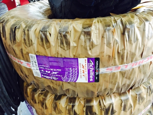 ขายยาง mud  achiless 33x12.5x15 ยางใหม่ ปี 13  ถูกกว่ายางมือสอง  เหลือไม่เยอะแล้วครับ ส่งได้ทั่วประเทศ