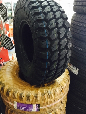 ขายยาง mud  achiless 33x12.5x15 ยางใหม่ ปี 13  ถูกกว่ายางมือสอง  เหลือไม่เยอะแล้วครับ ส่งได้ทั่วประเทศ