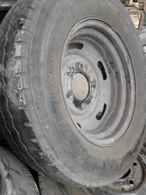 กะทะล้อ  5  รู 160 MM.พร้อมยาง 215/75R16  MAXIXIS TRUCMAXX UE-168N    4  ล้อ TEL.081-427-3941