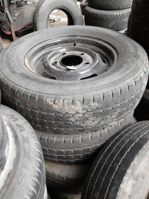 กะทะล้อ  5  รู 160 MM.พร้อมยาง 215/75R16  MAXIXIS TRUCMAXX UE-168N    4  ล้อ TEL.081-427-3941