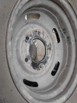 กะทะล้อ  5  รู 160 MM.พร้อมยาง 215/75R16  MAXIXIS TRUCMAXX UE-168N    4  ล้อ TEL.081-427-3941