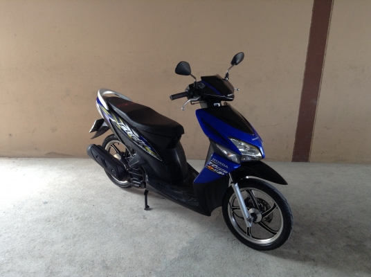 ขาย!!! ฮอนด้าคลิ๊ก สภาพสวย ล้อแม็ก ปี51 รถเครื่องดีคับ ทะเบียนครบ ภาษี57