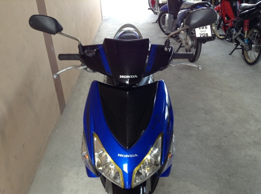 ขาย!!! ฮอนด้าคลิ๊ก สภาพสวย ล้อแม็ก ปี51 รถเครื่องดีคับ ทะเบียนครบ ภาษี57