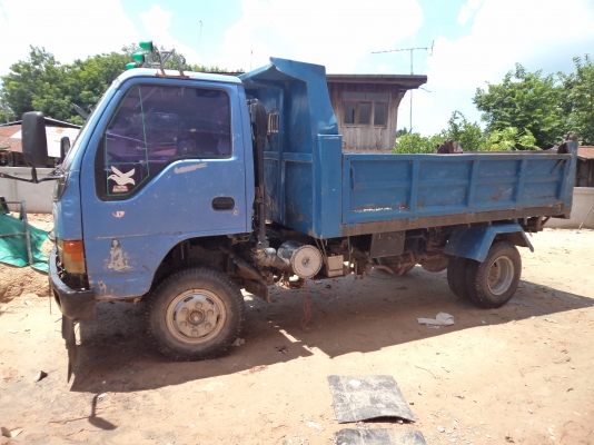 ขายถูกๆ335000บาท รถอีซูซุNPRดั้ม เพาเวอร์ เครื่อง145แรง Fหน้า-หลัง