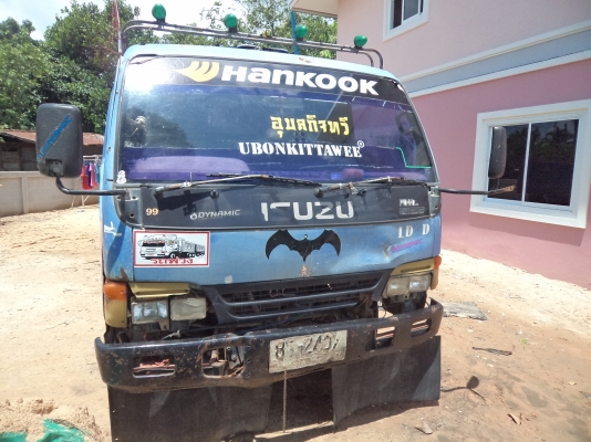 ขายถูกๆ335000บาท รถอีซูซุNPRดั้ม เพาเวอร์ เครื่อง145แรง Fหน้า-หลัง