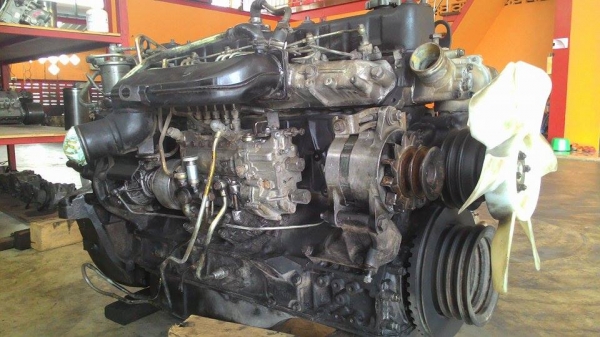 ขายเครื่องยนต์ 6SA1 เครื่องสวย ติดดี