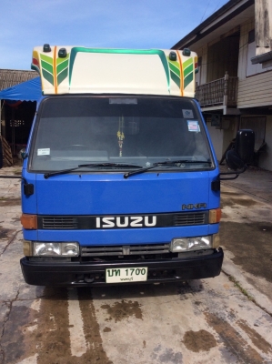 ขาย6ล้อNKR จดทะเบียนปี48 แหนบหน้า-หลัง เครื่อง110แรง พวงมาลัยพาว์เวอร์ กะบะยาว 3ม. พื้นปูเหรด แอร์เย็น เครื่องดี ยางดี ครัทสีสวย ขับดีมากๆ ขาย 270,000บาท