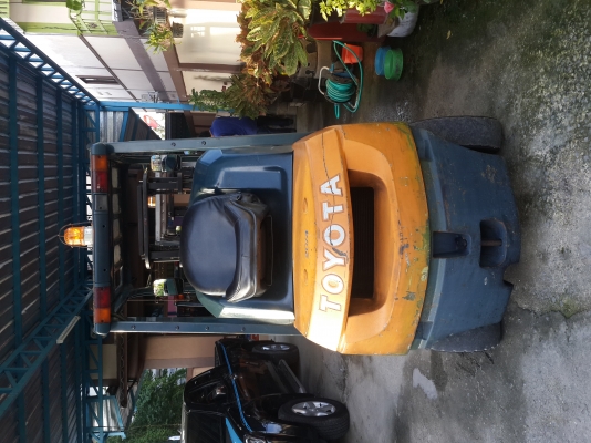 ขายรถฟอร์คลิฟท์ TOYOTA7FD25 ราคา 255,000.00และ TOYOTA6FD25ราคา 230,000.00ราคาต่อรองได้