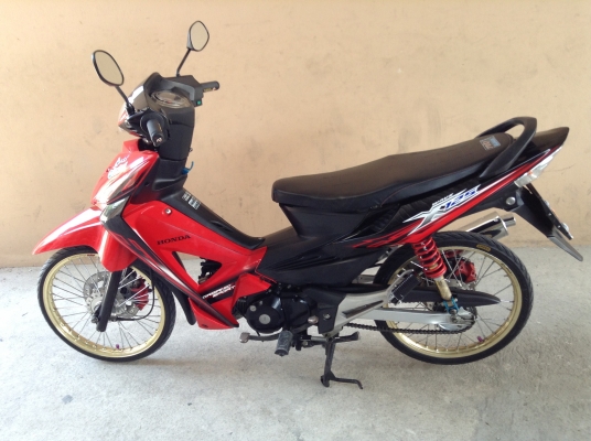 ขาย!!! เวฟ125X กุญแจใหญ่ ดิ๊สหน้าหลัง สภาพสวย ปี52 รถเครื่องดีคับ ทะเบียนครบ ภาษี57