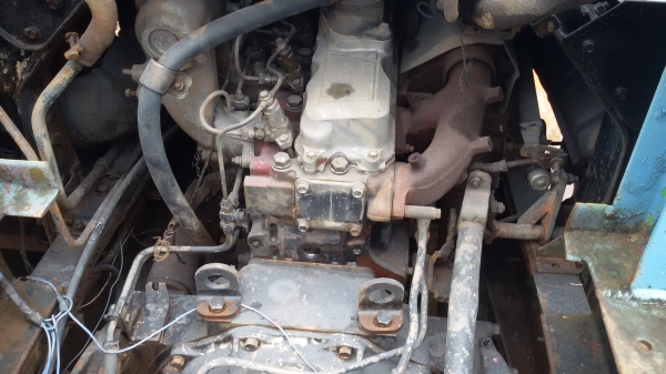 ขาย KOMATSU PC 200-6 พร้อมเทเลอร์หางปลา HINO SUMO 227ตามสภาพ