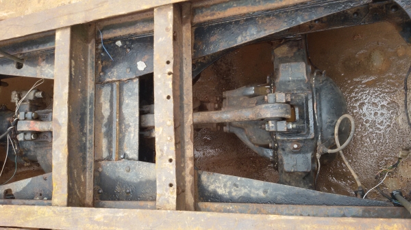 ขาย KOMATSU PC 200-6 พร้อมเทเลอร์หางปลา HINO SUMO 227ตามสภาพ