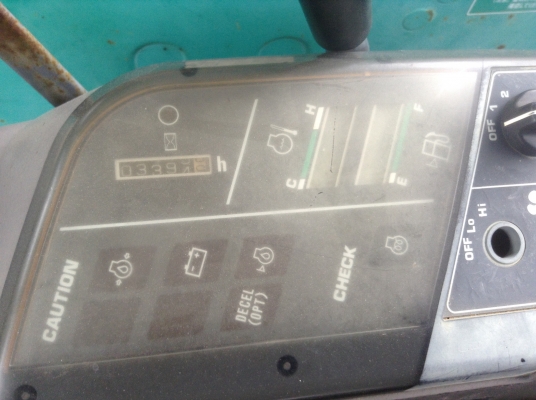 ขายรถขุดเล็ก( แบคโฮ) KOMATSU PC 40R-8 รถเก่าญี่ปุ่ญ ไม่เคยใช้งานในไทย ขายรถขุดเล็ก( แบคโฮ) KOMATSU PC 40R-8 รถเก่าญี่ปุ่ญ ไม่เคยใช้งานในไทย