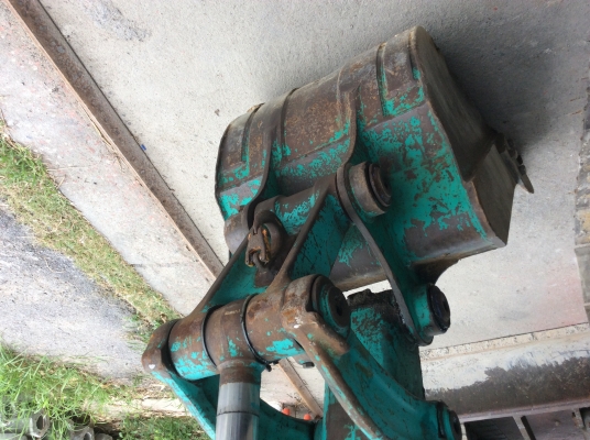 ขายรถขุดเล็ก( แบคโฮ) KOMATSU PC 40R-8 รถเก่าญี่ปุ่ญ ไม่เคยใช้งานในไทย ขายรถขุดเล็ก( แบคโฮ) KOMATSU PC 40R-8 รถเก่าญี่ปุ่ญ ไม่เคยใช้งานในไทย