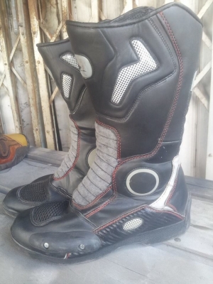 รองเท้า ขับบิ๊กใบค์ มือสอง