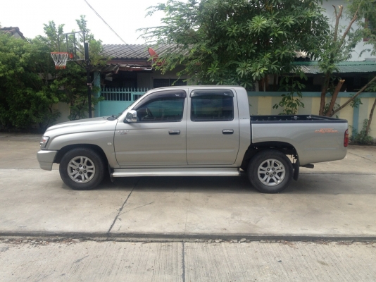 TOYOTA TIGER D4D 4 ประตู ปี 2003 เกียร์ธรรมดา TOYOTA TIGER D4D 4 ประตู ปี 2003 เกียร์ธรรมดา
