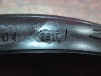 ยาง Pirelli 255/35/18 ปี 10