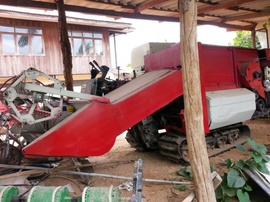 ขายรถเกี่ยวข้าวเล็กYANMAR รองกระสอบ หน้ากว้าง2.20เมตร เครื่องYAN่MAR 25แรง เครื่องดี ช่วงล่างดี เลี้ยวซ้าย ขวา เดินหน้า ถอยหลังได้สบาย สนใจโทร090-8588220คุณนะ หรือ www.truck.in.th/498