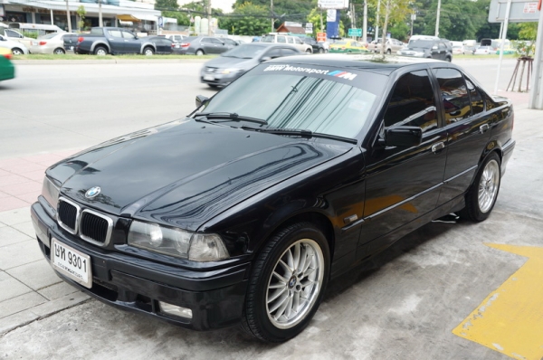 ขายสด BMW E36 318i ปี 1995 นกแก้ว เครื่องเดิมๆ ล้อ MAX พวงมาลัยพาวเวอร์ กระจกไฟฟ้าใช้งานได้ทุกบาน แอร์เย็นๆ ภายในสภาพสวย สีสวย รภพร้อมใช้งาน เอกสารชัดเจน พร้อมโอน ขายสด BMW E36 318i ปี 1995 นกแก้ว เครื่องเดิมๆ ล้อ MAX พวงมาลัยพาวเวอร์ กระจกไฟฟ้าใช้งานได้ทุกบาน แอร์เย็นๆ ภายในสภาพสวย สีสวย รภพร้อมใช้งาน เอกสารชัดเจน พร้อมโอน