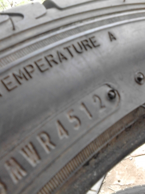 205/50R16  DUNLOP SP SPORT LM-703  ปี 2012 มี เส้นเดียว  TEL.081-427-3941