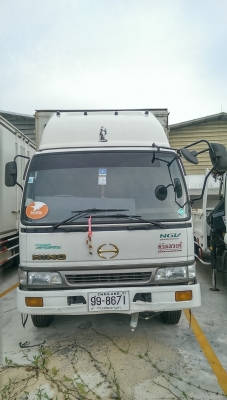 ขายรถ 6 ล้อใหญ่ตู้ทึบ HINO FD2 ติดก็าซ cng