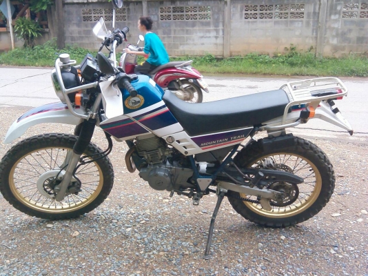 ขาย serow 225 cc  สตาร์ท 2 ระบบ มือเท้า