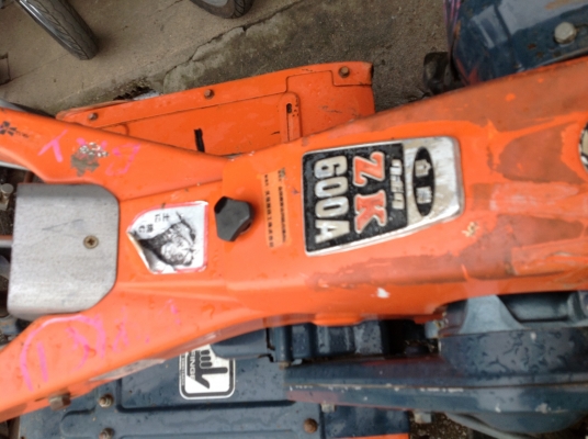 ขายถูกรถไถพรวนดินZK600Aเก่านอก