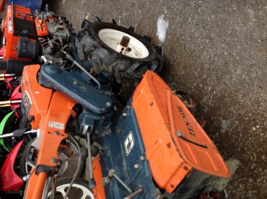 ขายถูกรถไถพรวนดินZK600Aเก่านอก