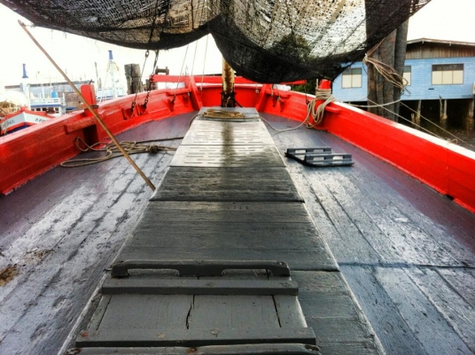 ขายเรือยาว 12 วา กว้าง 6 เมตร สภาพพร้อมใช้งาน ขายเรือยาว 12 วา กว้าง 6 เมตร สภาพพร้อมใช้งาน