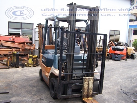 ขายรถ โฟล์คลิฟท์ TOYOTA รุ่น 7-FG20 (COMPACT)