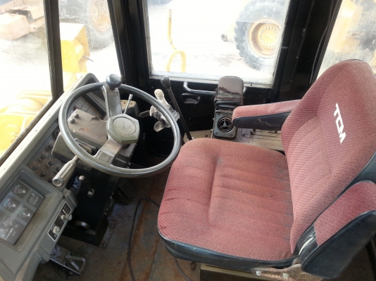 ขายรถตัก TCM 850