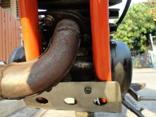 ขายครับ dt 100 สภาพตามรูปเลยครับ มีทบ.