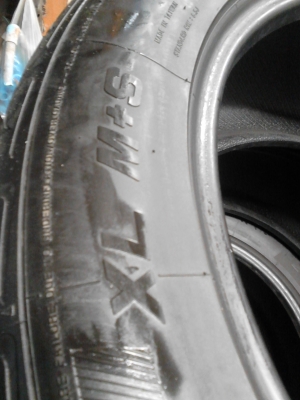 265/50R20 SONAR SX-09 ชุด 4 เส้น ปี2011 TEL.081-427-3941 265/50R20 SONAR SX-09 ชุด 4 เส้น ปี2011 TEL.081-427-3941
