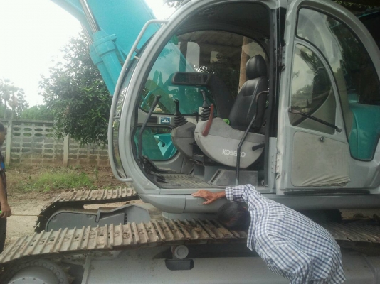 แมคโคร โกแบ SK200 รถปี 52 แมคโคร โกแบ SK200 รถปี 52