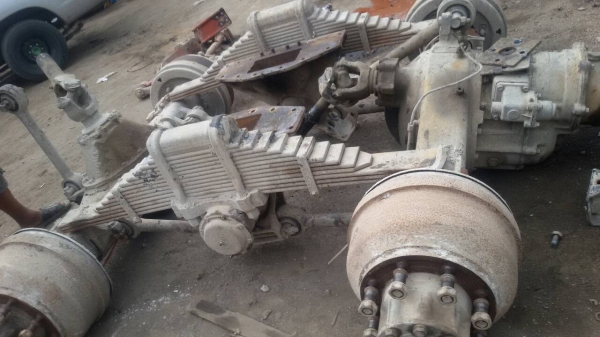 nissun 2 เพลา