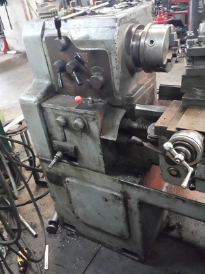 ขายครับขายเครื่องกลึง YAM ขนาด 5 ฟุต 2 เพลา สภาพใช้งานอยู่ 63000 บาท 0814583376 ช่างเอก มีบริการจัดส่งทั่วประเทศ
