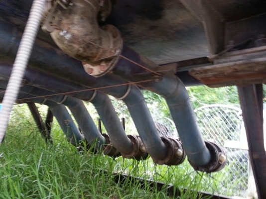 ขายถังน้ำมัน โหลดล่าง.  ( 15,000 ลิตร. )  สนใจติดต่อ 081 - 6079515