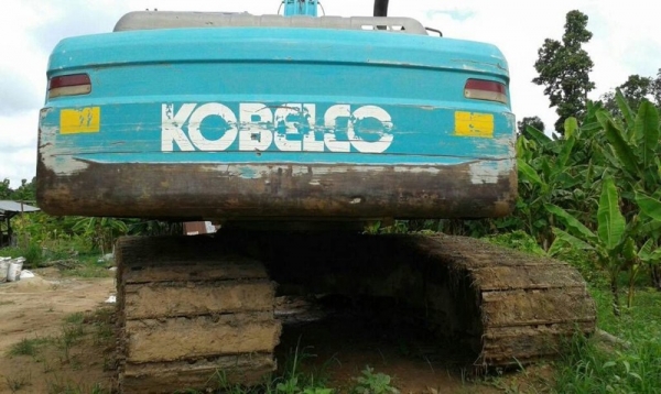 รถแบคโฮ KOBELCO  YN - 11  ( รถทำงาน 4,000 ซม. )  สนใจติดต่อ 081 - 6079515