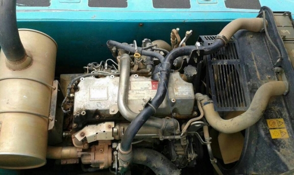 รถแบคโฮ KOBELCO  YN - 11  ( รถทำงาน 4,000 ซม. )  สนใจติดต่อ 081 - 6079515