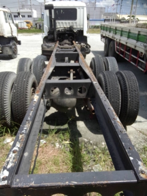 ขายรถ 6 ล้อ 4 คัน 10 ล้อ 2 คัน รวม 6 คัน เหมาหรือแยกก็ได้ครับ