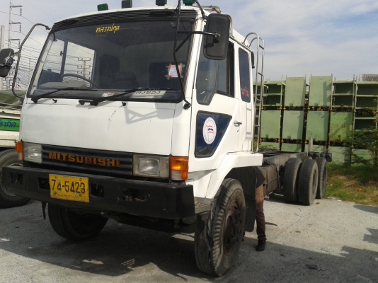 ขายรถ 6 ล้อ 4 คัน 10 ล้อ 2 คัน รวม 6 คัน เหมาหรือแยกก็ได้ครับ