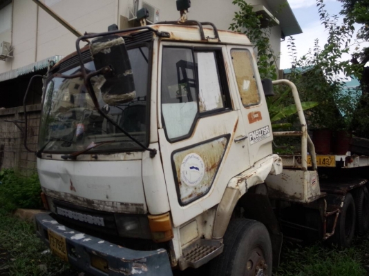 ขายรถ 6 ล้อ 4 คัน 10 ล้อ 2 คัน รวม 6 คัน เหมาหรือแยกก็ได้ครับ