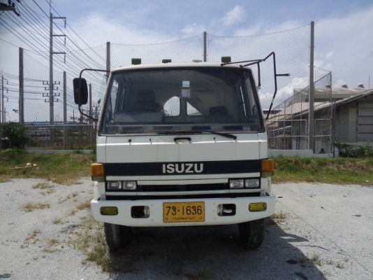 ขายรถ 6 ล้อ 4 คัน 10 ล้อ 2 คัน รวม 6 คัน เหมาหรือแยกก็ได้ครับ