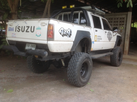 ขาย KB สี่ประตู ยกสูง เครื่อง 4JB1 2800 c.c เทอร์โบ ยาง 35 ขอบ 16นิ้ว แอร์เย็น พาวเวอร์. พร้อมลุยคับ ขาย KB สี่ประตู ยกสูง เครื่อง 4JB1 2800 c.c เทอร์โบ ยาง 35 ขอบ 16นิ้ว แอร์เย็น พาวเวอร์. พร้อมลุยคับ